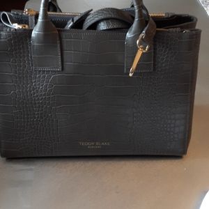 Teddy Blake handbag
